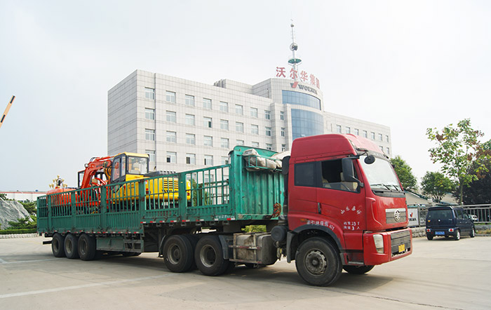 沃爾華集團(tuán)2臺(tái)挖掘機(jī)再次出口委內(nèi)瑞拉 沃爾華集團(tuán)2臺(tái)挖掘機(jī)再次出口委內(nèi)瑞拉