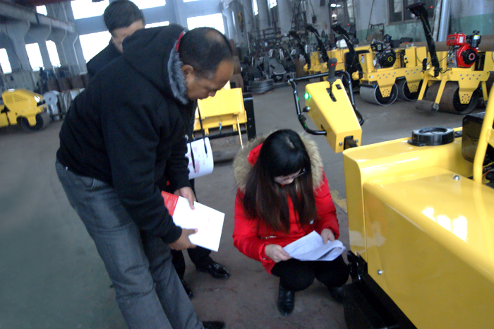 馬達(dá)加斯加客戶訪問沃爾華集團(tuán) 馬達(dá)加斯加客戶訪問沃爾華集團(tuán)