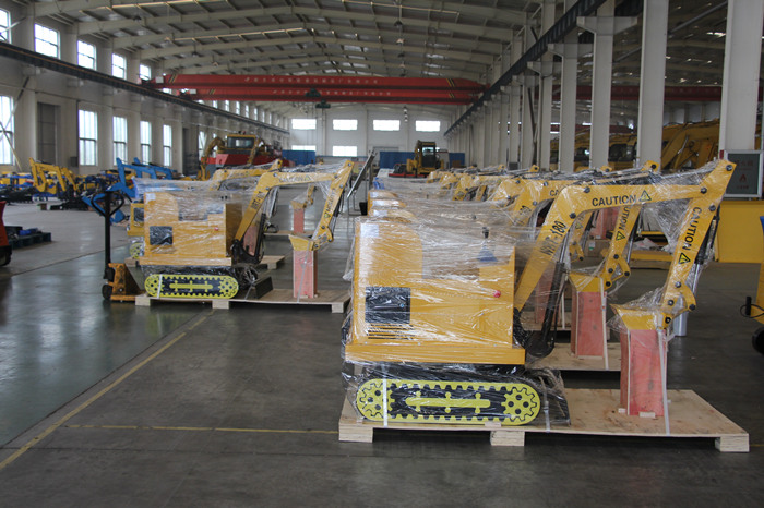 沃爾華集團40臺兒童挖掘機批量出口新加坡 沃爾華集團40臺兒童挖掘機批量出口新加坡