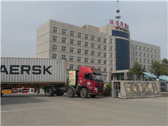 沃爾華集團(tuán)2臺挖掘機(jī)出口緬甸