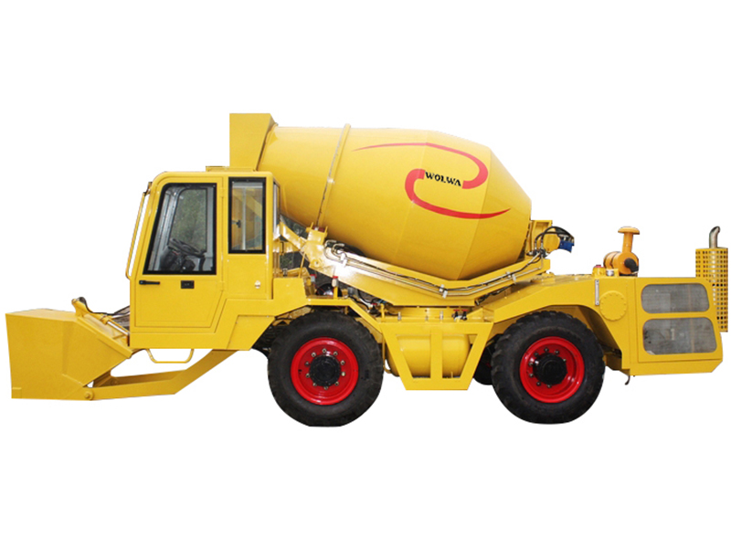 流動(dòng)式攪拌車(chē)實(shí)物圖1 流動(dòng)式攪拌車(chē)實(shí)物圖1